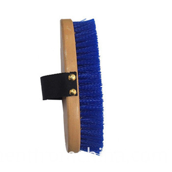 brosse pour le cheval horse body brush